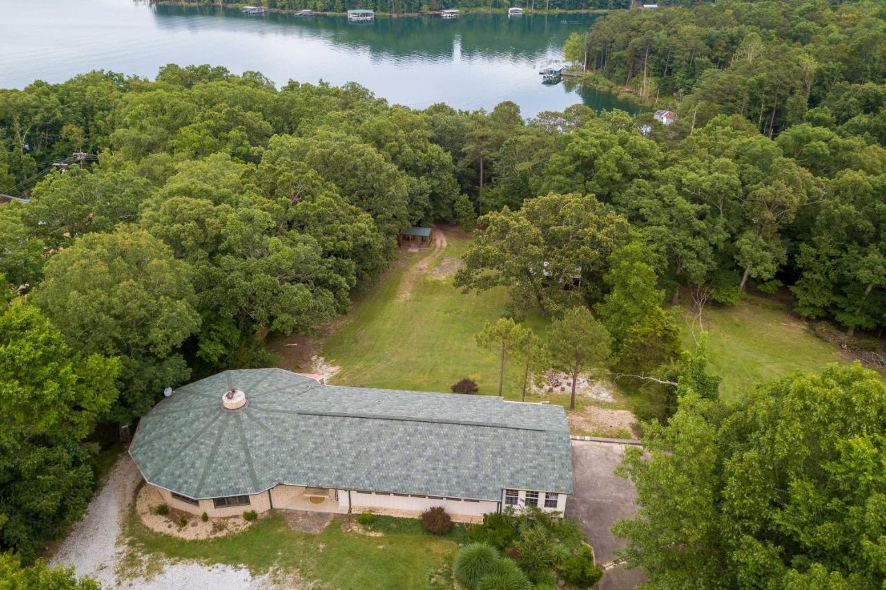 Grand Rogers Lake Home With Game Room And Scenic Views Exterior foto